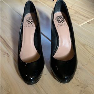 Vince Camuto Black Patent heels, size 8